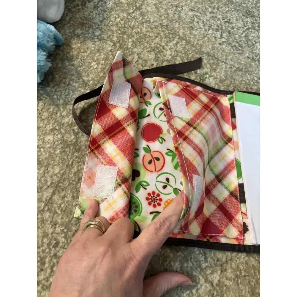Thirty-One Multicolor Fabric Women's Organizer Day Planner Apple Floral Notepad